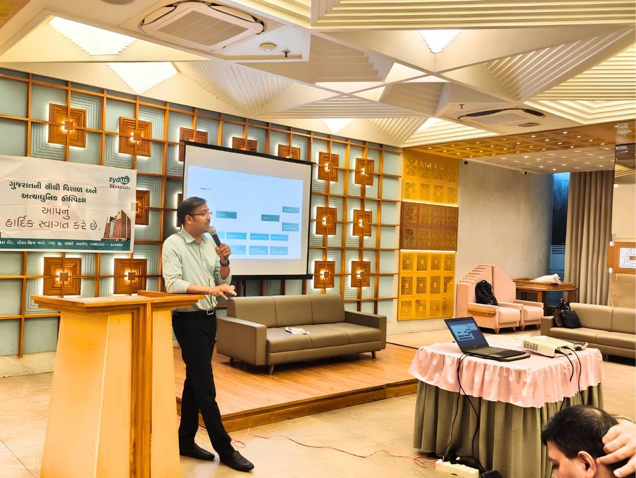 Dr. Bhatt at an interdisciplinary cancer conference – Conferences & CMEs